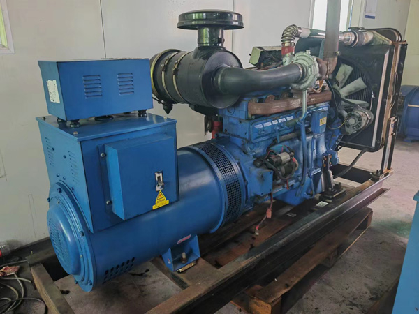 娄底100kW柴油发电机组使用多级机油有哪些优缺点？